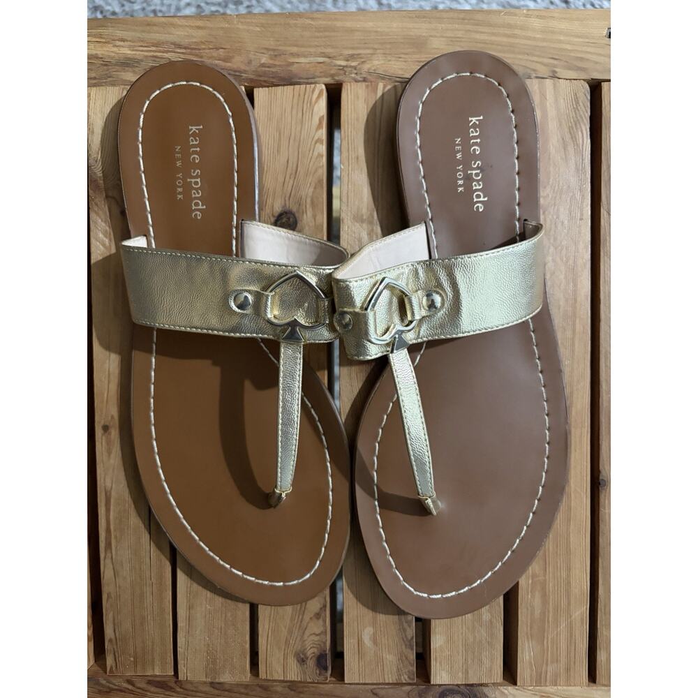 Kate Spade CeCe Gold Metallic Spade Logo Thong Sandals 7.5
